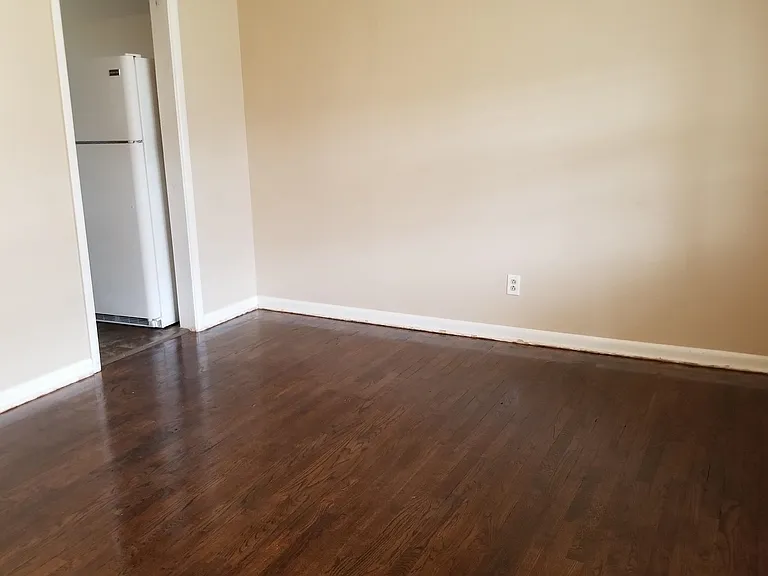 115 N Hayes Ave — Photo 1