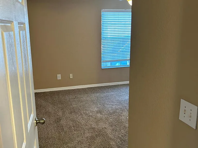 13703 Richmond Park Dr N #3306 — Photo 11