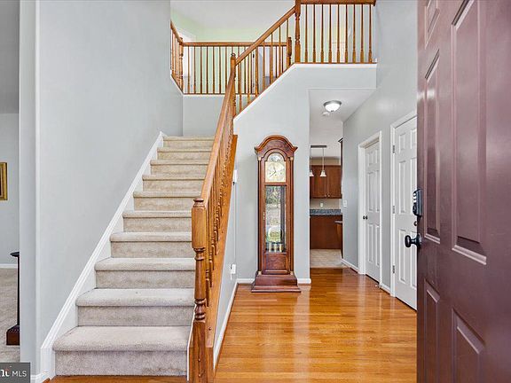 4th image of 9508 Everette Dr