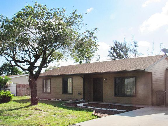 2nd image of 2394 Sylvia Ln