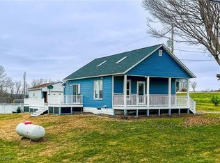 3895 Adamsville Rd, Zanesville, OH 43701