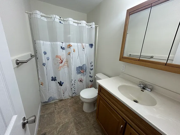 333 Rahm St #333 — Photo 6