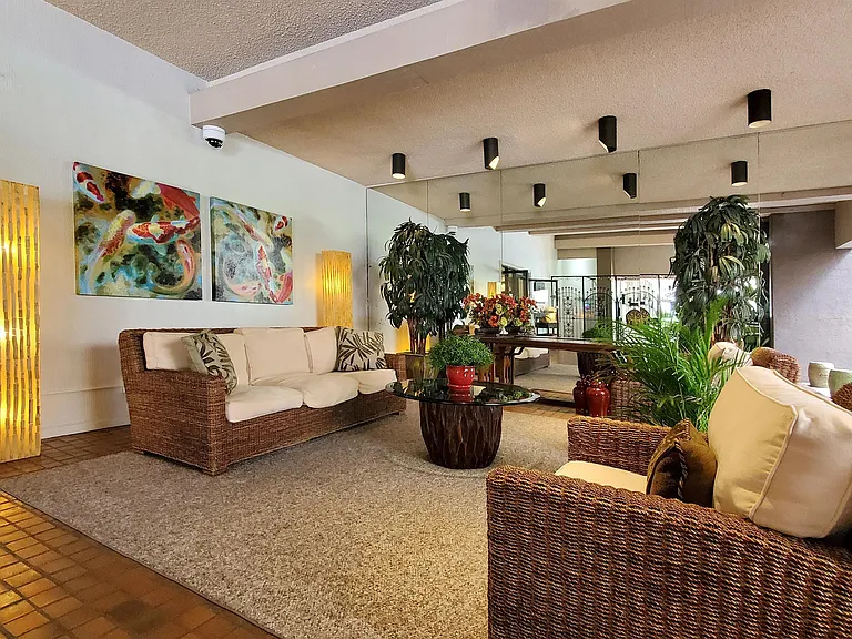 1910 Ala Moana Blvd #17B-17B-17B — Photo 27