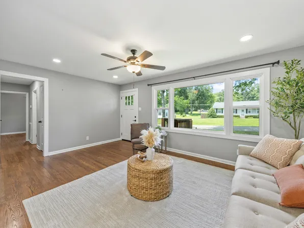 916 Battery Dr, Lewisburg, TN 37091