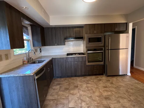 26 Kennedy Ct #1, Lyndhurst, NJ 07071