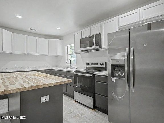 5th image of 9424 Daisy Vestry Rd Unit 2