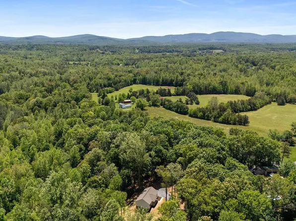 12121 Albano Rd, Barboursville, VA 22923
