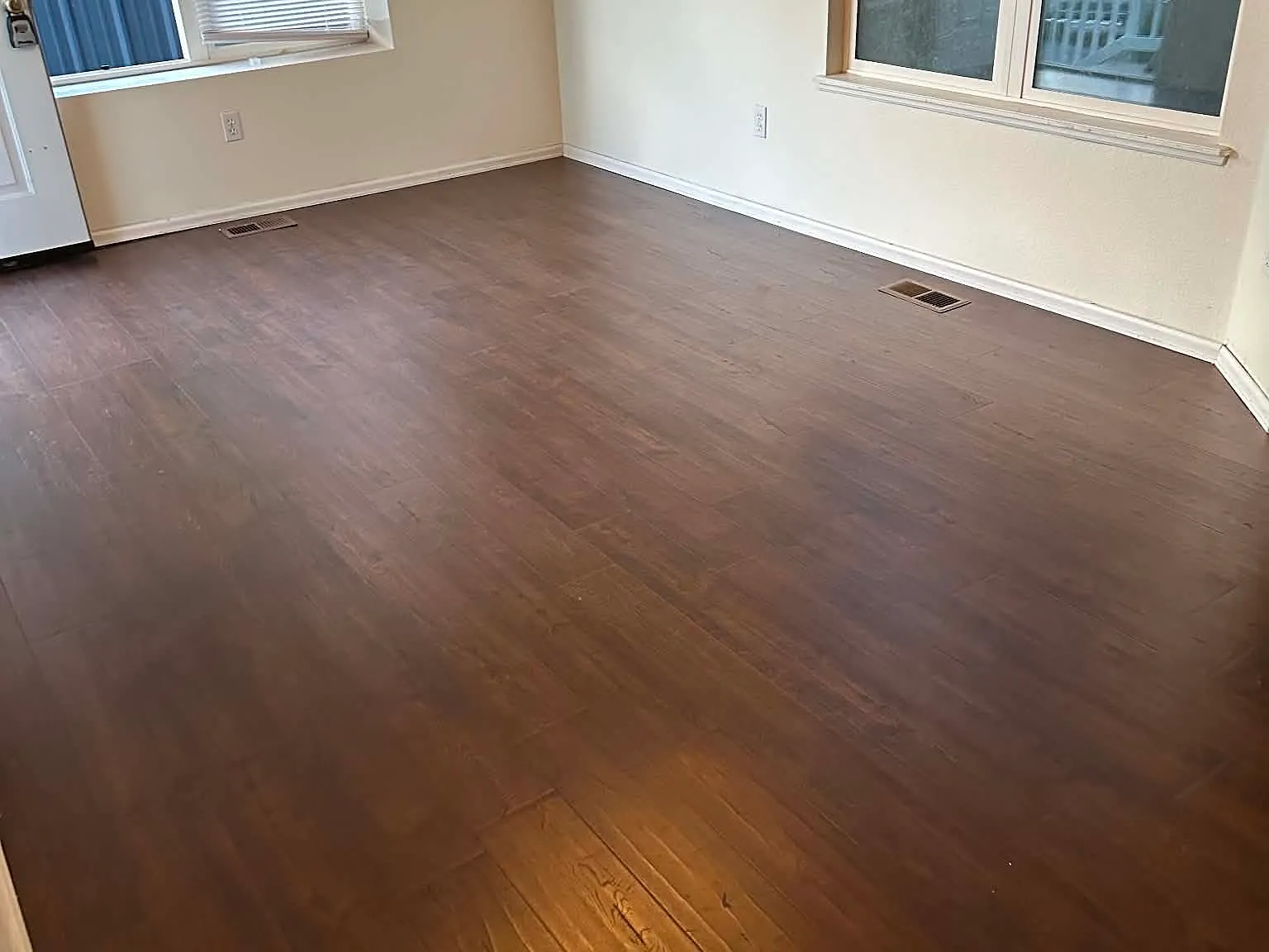 3 bed, 1584 sqft, $2,300 — Photo 3