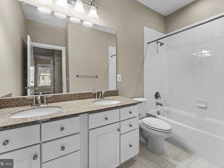21268 Park Grove Ter — Photo 65