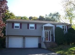 57 Louise Pl, North Haledon, NJ 07508