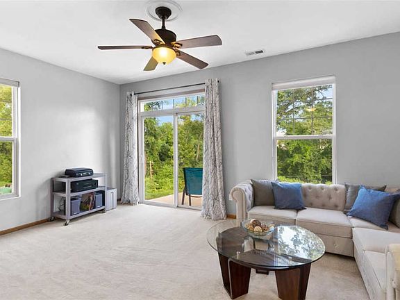 5th image of 4929 Heritage Heights Cir