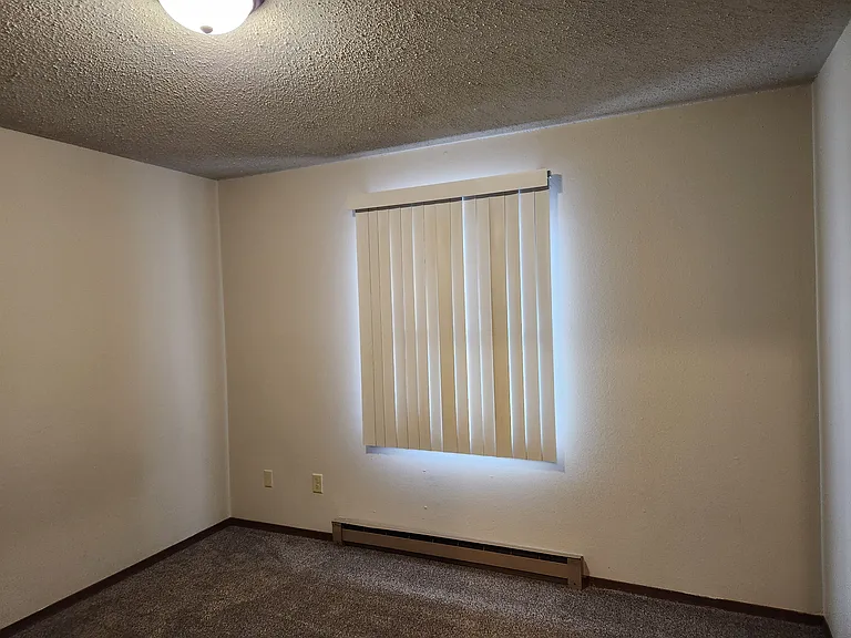 2519 Sessions St — Photo 11