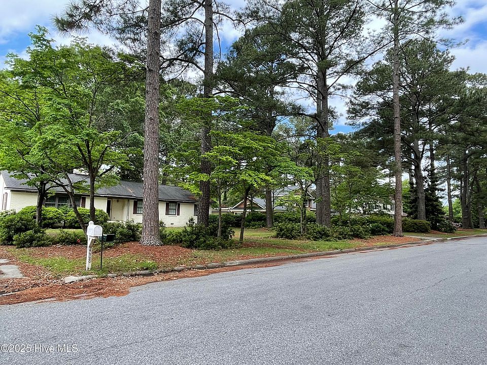 2nd image of 2008 Pinecrest Drive