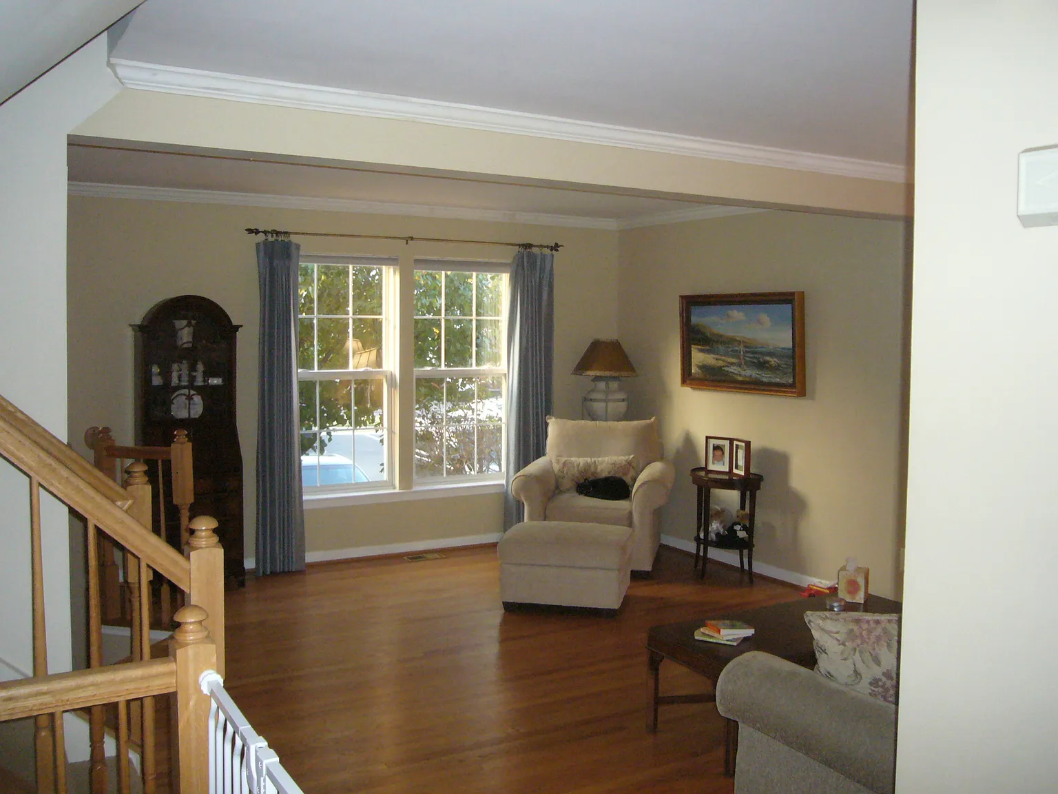 4 bed, 3.5 bath, 1260 sqft, $2,725 — Photo 2
