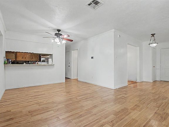 5th image of 4511 Ponderosa Dr