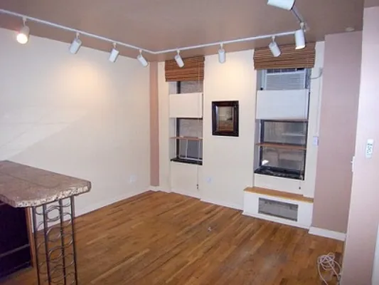 Rented by Citi Habitats | media 44