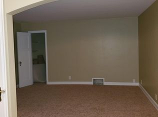 822 Minnesota Ave #1/2, South Milwaukee, WI 53172