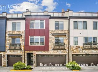 2877 Lowen Valley Rd, Alexandria, VA 22303