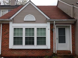 10 Overbrooke Pl, Hampton, VA 23669