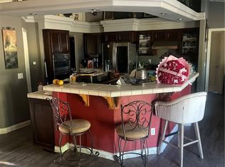 8026 Primrose Ave, Oak Hills, CA 92344