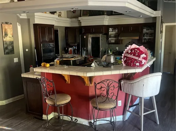 8026 Primrose Ave, Oak Hills, CA 92344