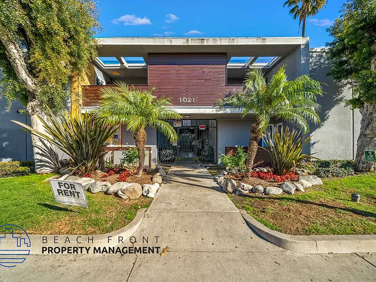 1021 N. Flower St. — Photo 12