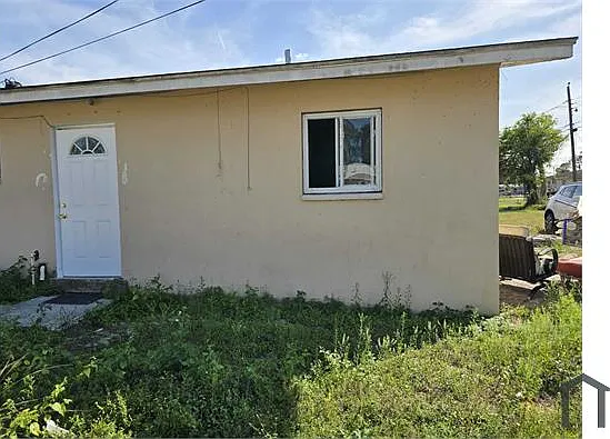 1 bed, 800 sqft, $1,400 — Photo 2
