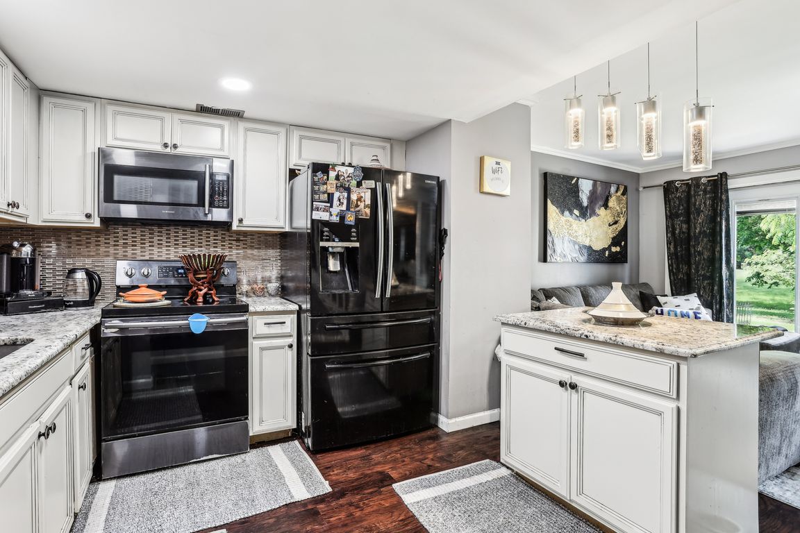 Lake Arrowhead Cir-3105-008.jpg