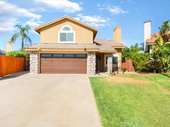 17001 Dolphin St, Fontana, CA 92336