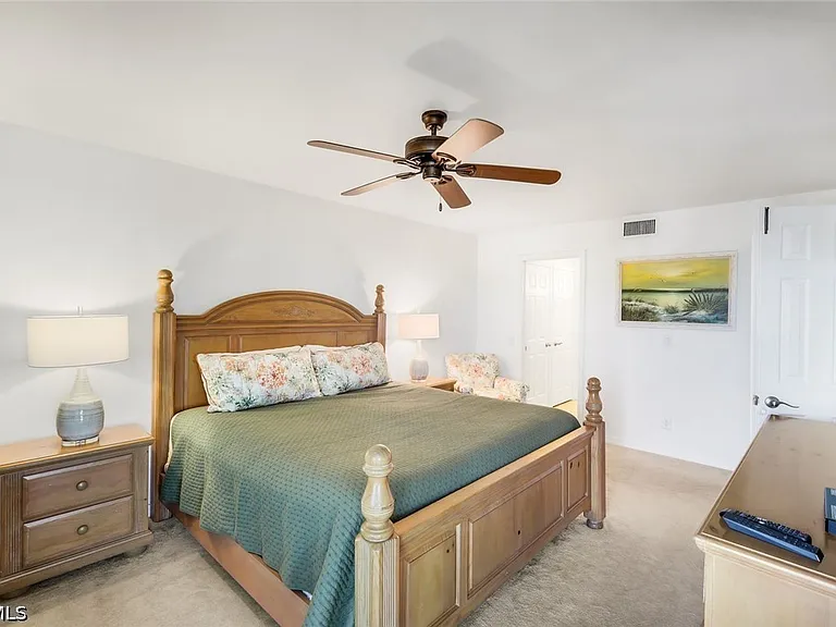 2445 W Gulf Dr #32E — Photo 15