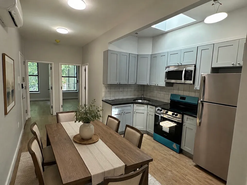 175 E 116th St #4