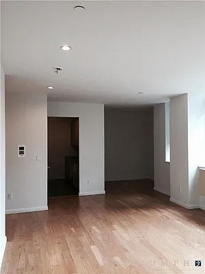 Rented by Triumph Property Group | media 10