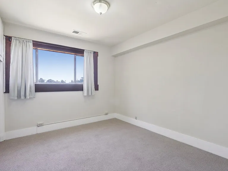8201 Appian Way — Photo 11