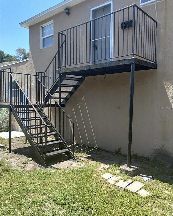 1st image of 1031 15th St S #B