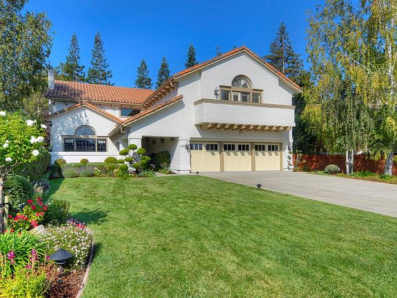 2nd image of 8 Woodleaf Ave