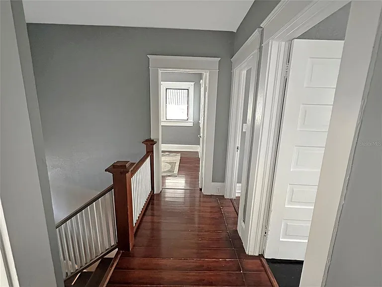 805 S Park Ave — Photo 15