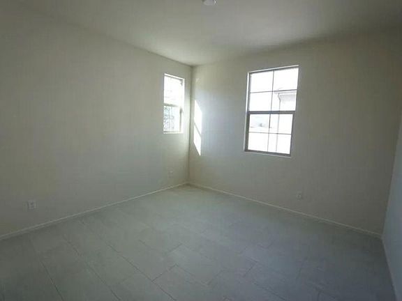 5th image of 707 Merit Dr