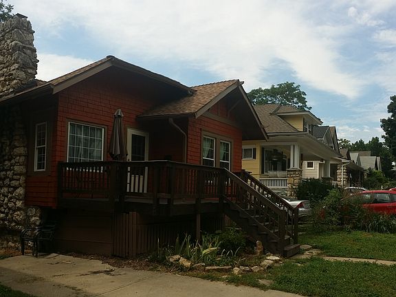 2nd image of 4222 Charlotte St