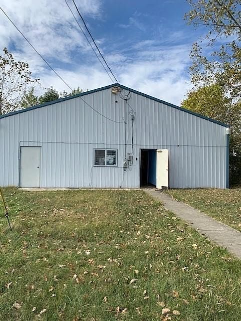 2nd image of 3505 Westerville Rd