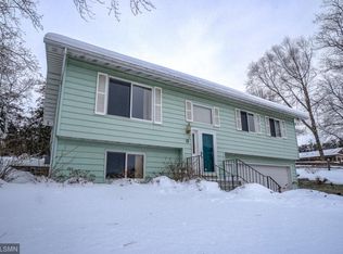 12 Quant Ave N, Lakeland, MN 55043