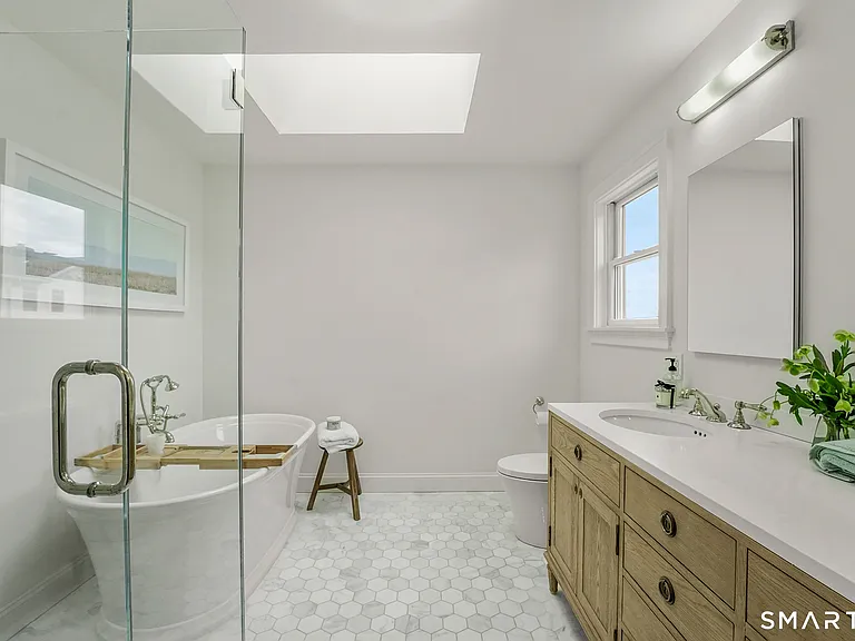 16 Island Way — Photo 14