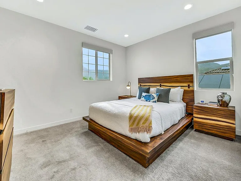 80243 Whisper Rock Way — Photo 42