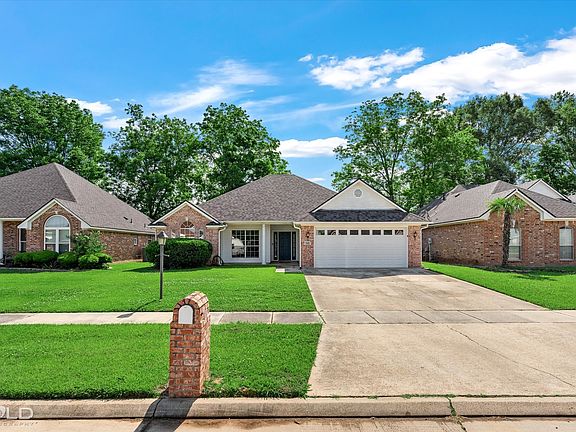 3rd image of 2522 Brookhaven Dr