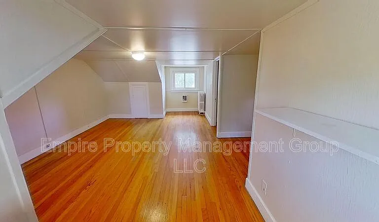 568 Park Ave #2 — Photo 14