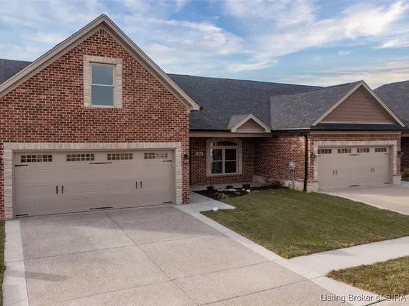 1918 Mystic Falls Circle #213, Jeffersonville, IN 47130