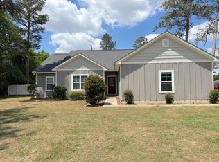 59 Lakeview Cir, Douglas, GA 31535