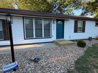 1306 W 22nd St, Lawrence, KS 66046