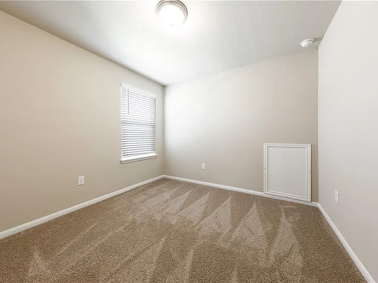 7217 Branrust Dr — Photo 35