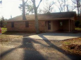 514 Stevon Moore St, Wiggins, MS 39577