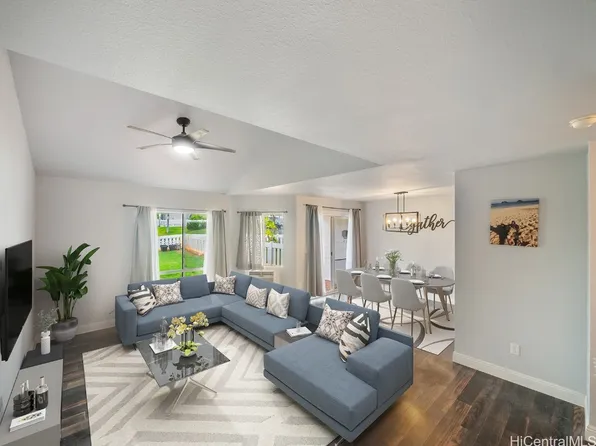 94-780 Lumiauau St #M5, Waipahu, HI 96797